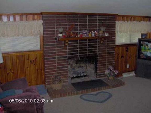 3rd image of 102 Averett Ct
