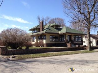 122 N 12th St, Elwood, IN 46036
