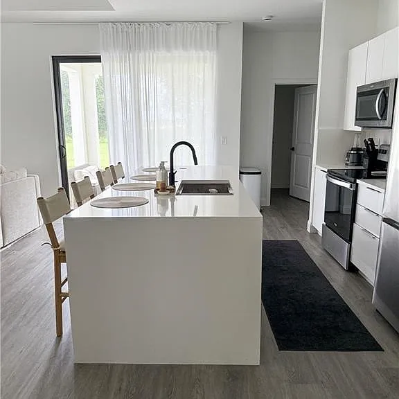 343 Rawlings Ave — Photo 4