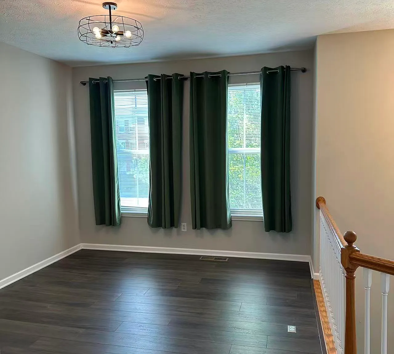 2 bed, 2.5 bath, 2038 sqft, $2,100 — Photo 3