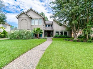 12218 Moorcreek Dr, Houston, TX 77070