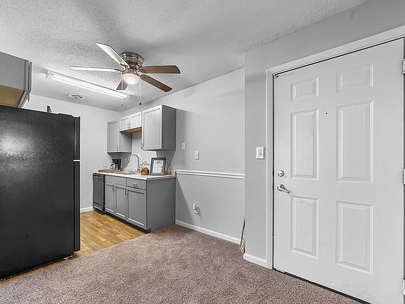 Fully-Equipped Kitchen with Dishwasher