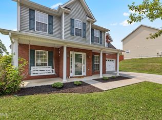 1105 Snyder Ridge Ln, Knoxville, TN 37932