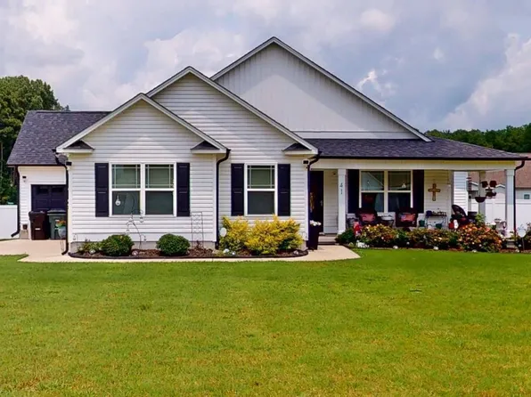 41 River Banks Drive, Kenly, NC 27542