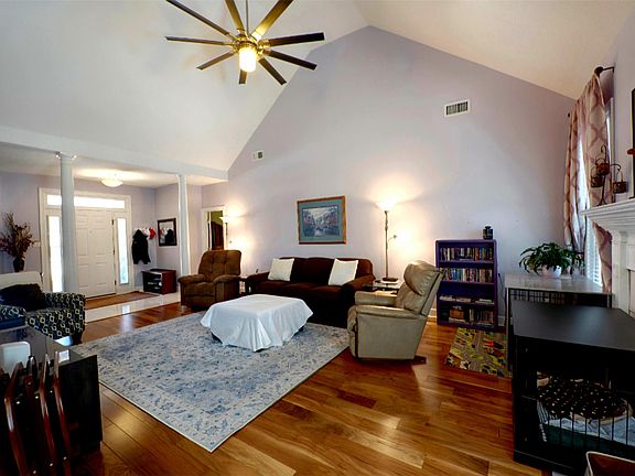 4th image of 4622 Brittany Drive