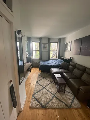 Rented by Tompkins Square Realty | media 10