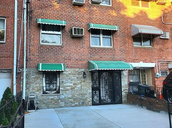 30-18 71st St #1, East Elmhurst, NY 11370