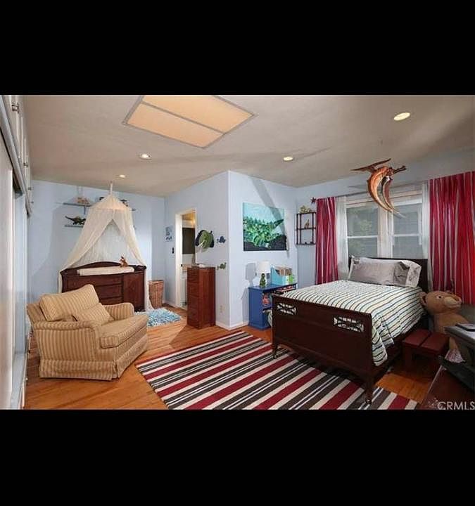 1st image of 936 Coronado Dr