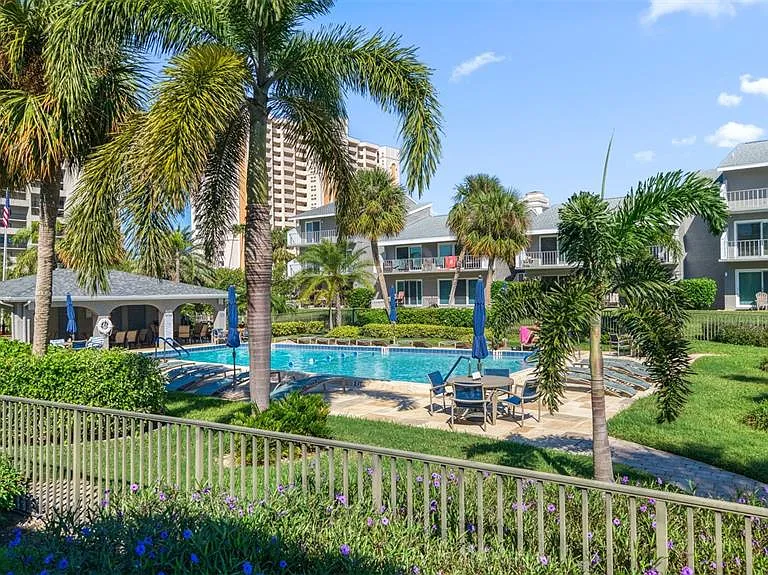 1351 Gulf Blvd #219 — Photo 31
