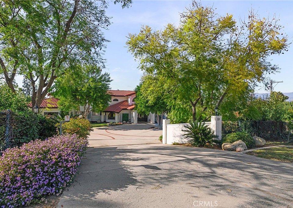 102 Edgemont Dr, Redlands, CA 92373 Zillow