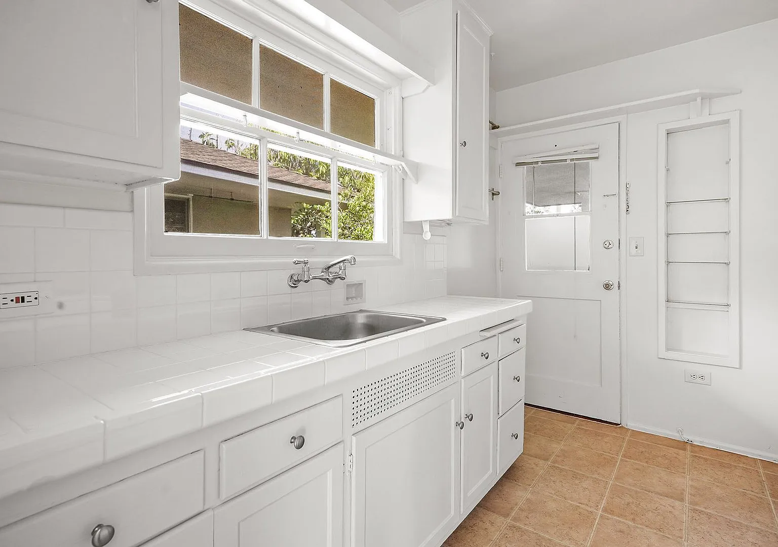 FVF Raymond Hill Road (#825) — Photo 3