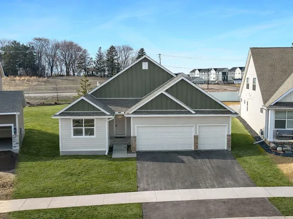 316 Distel Dr, Le Sueur, MN 56058