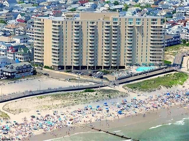 1st image of 322 Boardwalk #405