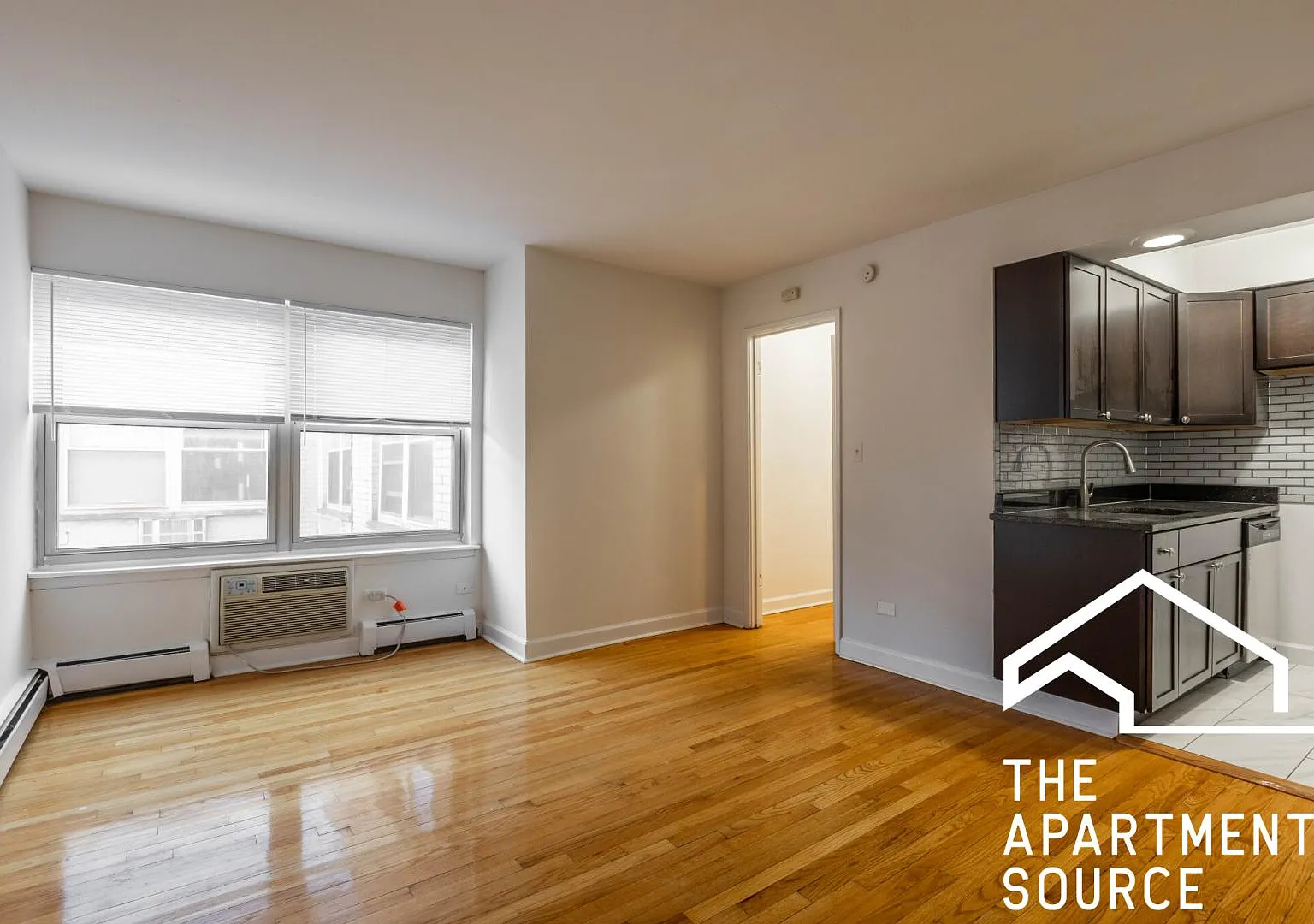 6830 North Sheridan Road #563 — Photo 1