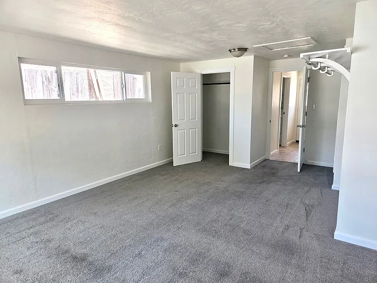 3613 Grandview Dr W — Photo 20