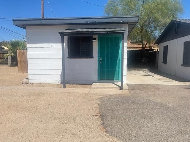 1st image of 908 E Turney Ave #15