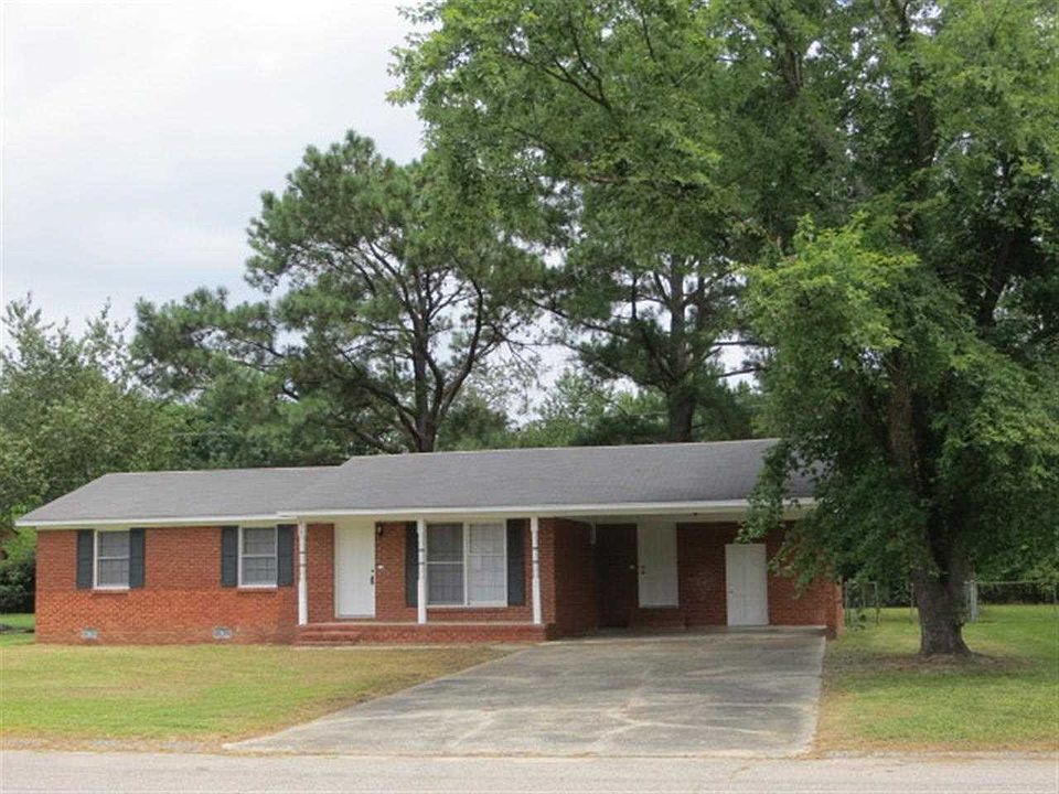 1st image of 819 E Bonnie Ln