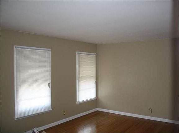 2nd image of 117 Chestnut Dr