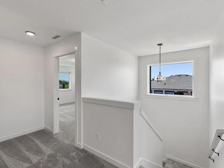 1513 W 14th Ave — Photo 20