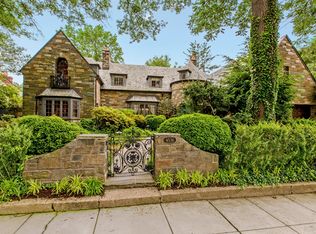 4536 Macomb St NW, Washington, DC