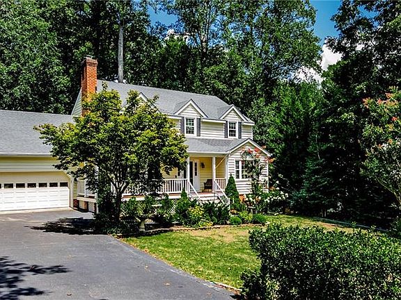 2nd image of 13610 Knobhill Ct