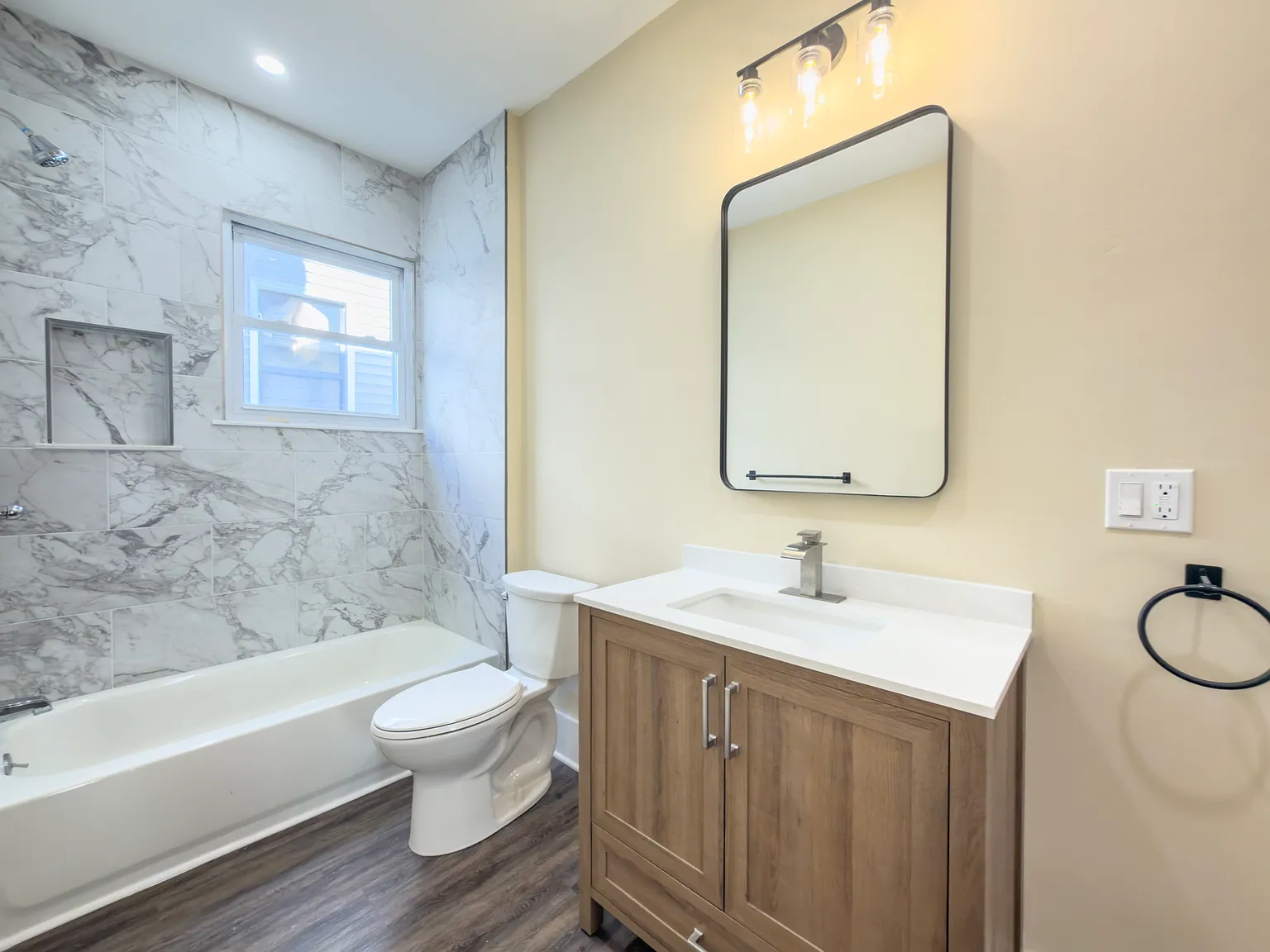 4 bed, 1500 sqft, $3,000 — Photo 3