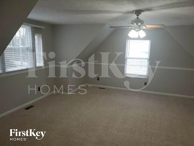 4198 Shayler Creek Dr — Photo 16