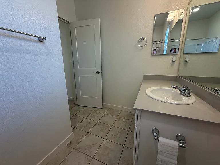 3917 Aristotle Cir — Photo 18