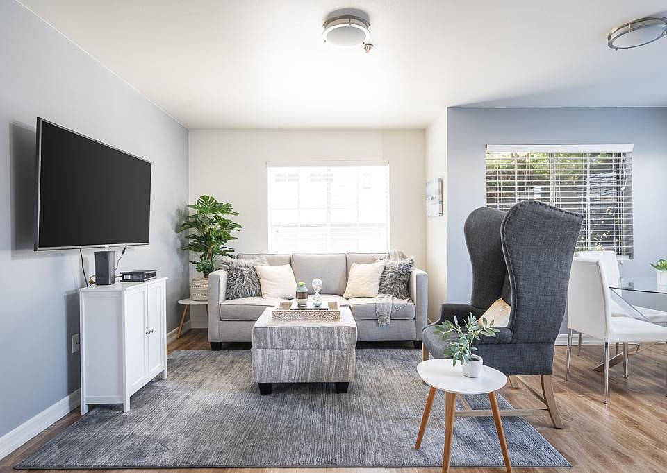 1st image of 1854 Euclid St #104