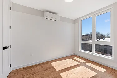 Rented by Rennit Inc.