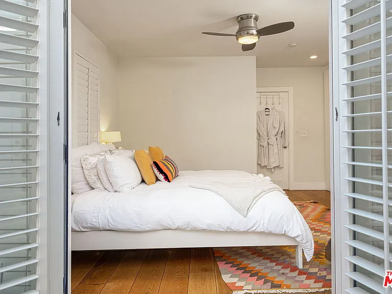 1605 Cabrillo Ave — Photo 24