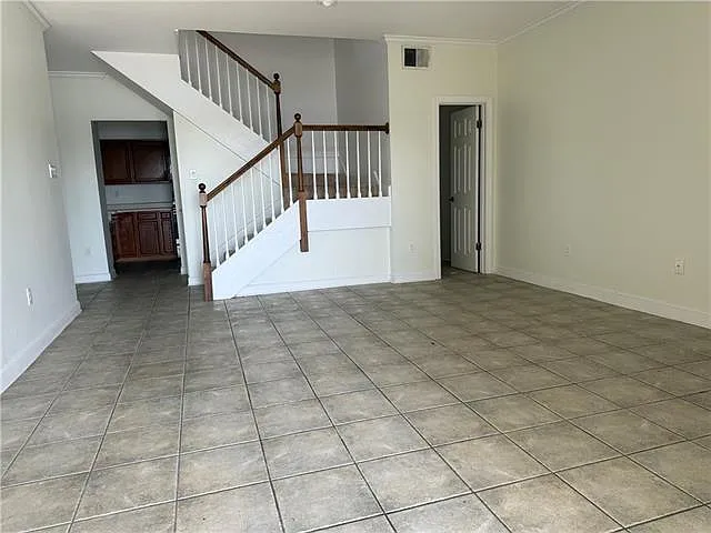 2 bed, 2.5 bath, 1783 sqft, $1,700 — Photo 3