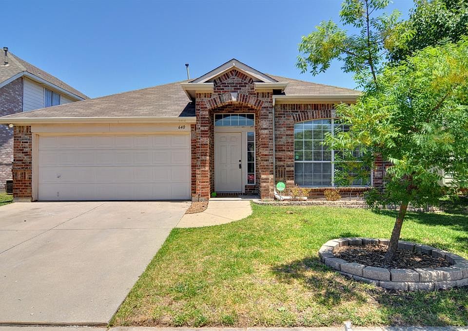 1st image of 640 Crystal Brook Dr