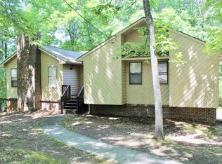 5879 Hayes Ln, Rex, GA 30273