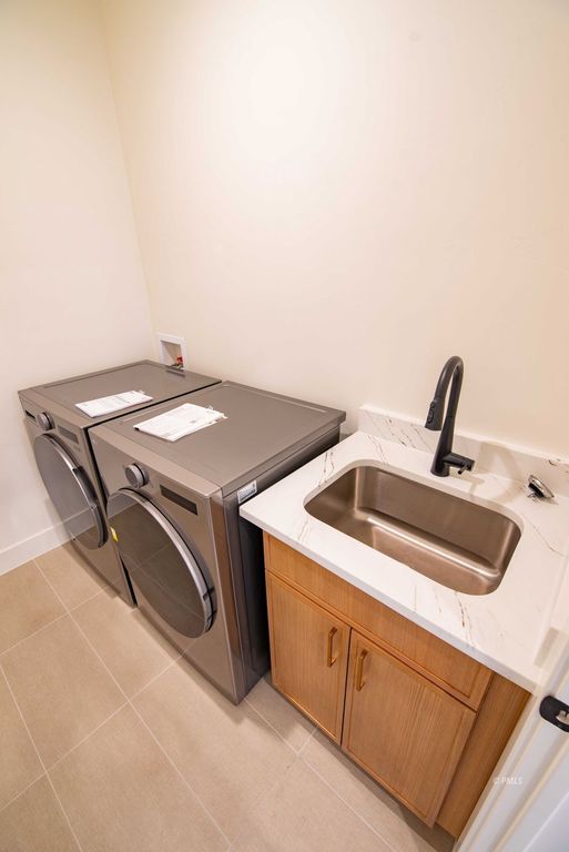 112 Schoppman Ln, PAGE, AZ - More