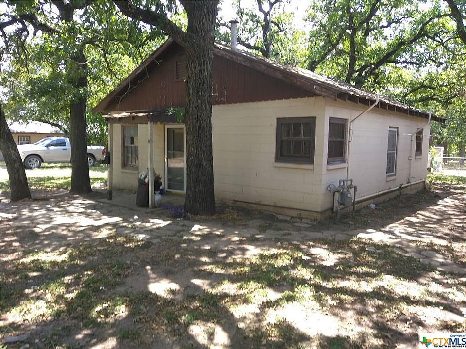 2nd image of 2520 Osage Rd