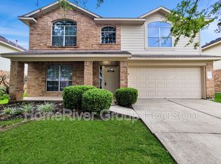 907 Chad Ln, Baytown, TX 77521