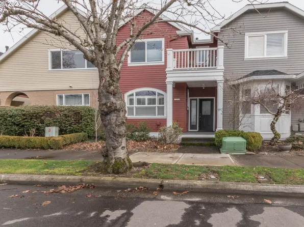 1358 NE Market Dr, Fairview, OR 97024
