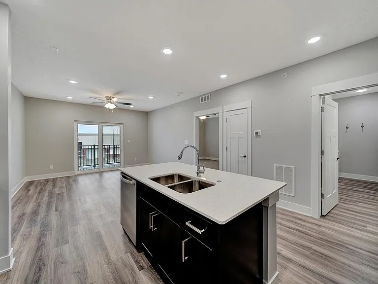 29South — Photo 19