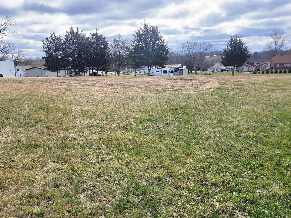 1st image of Roy Rogers Dr