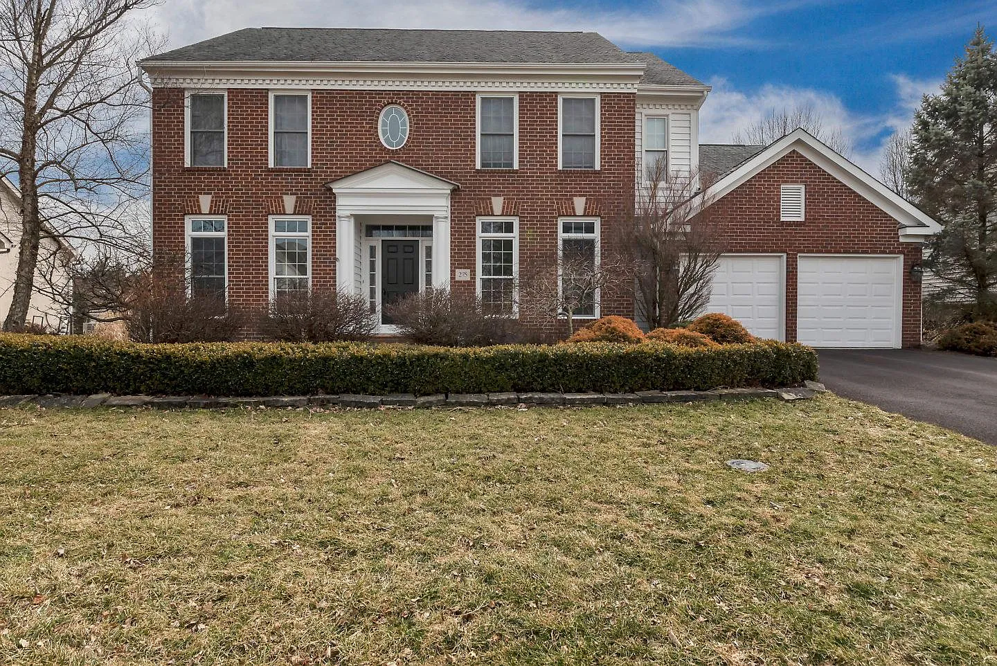 275 Shalebrook Dr photo 1