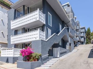 11627 Chenault St APT 4, Los Angeles, CA 90049