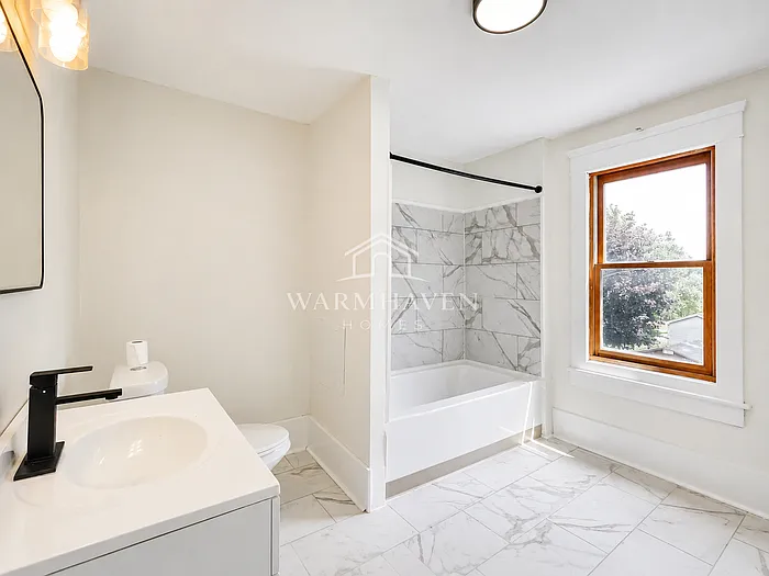 30 W Hiram St — Photo 11