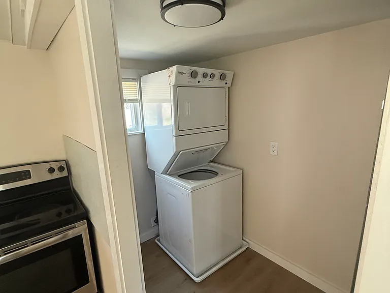 23 S Charles Dr — Photo 3