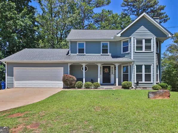 382 Charleston Ln, Lawrenceville, GA 30046