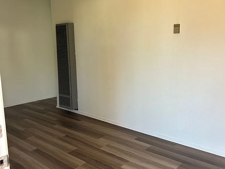 2355 Torrance Blvd #A — Photo 1