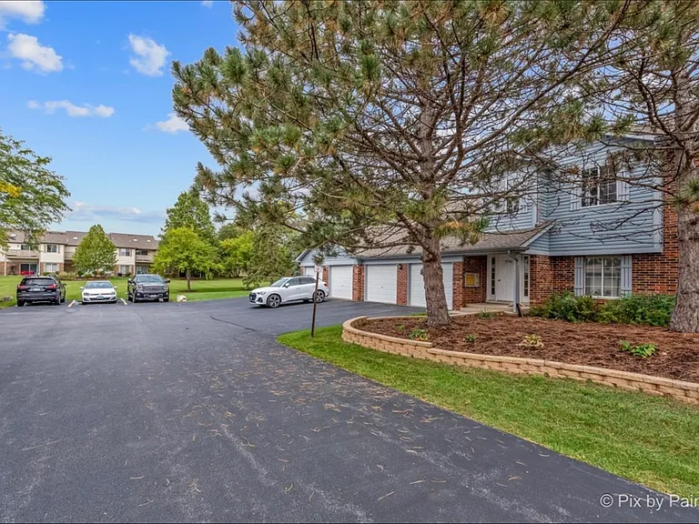 1736 Chesapeake Ln #4 — Photo 19
