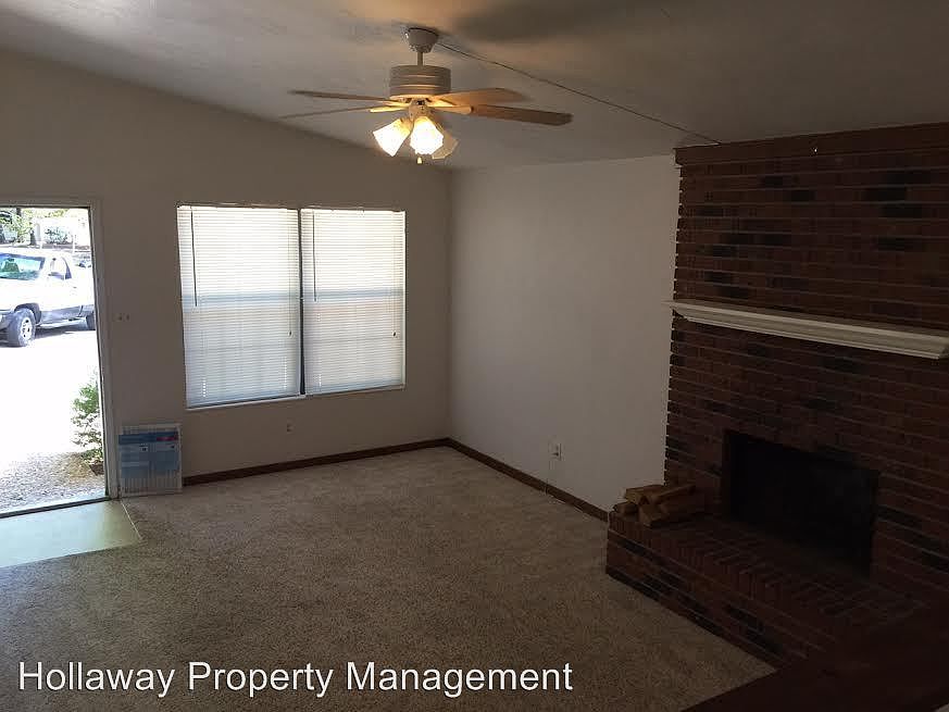 2nd image of 165 Locke St APT B