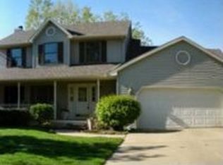 1216 Lincolnshire Dr, Saint Johns, MI 48879