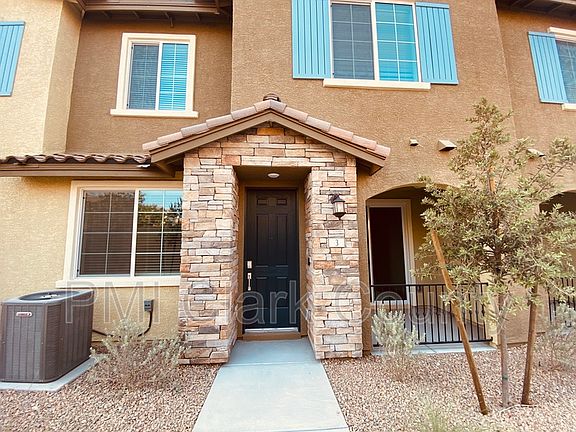 2nd image of 20 Barbara Ln #3
